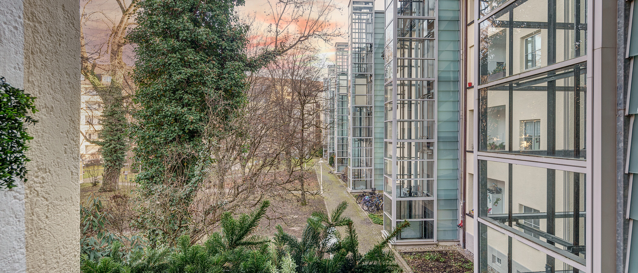 квартира München Schwabing-West (rund um den Bonner Platz) 02 вид из окна 6724