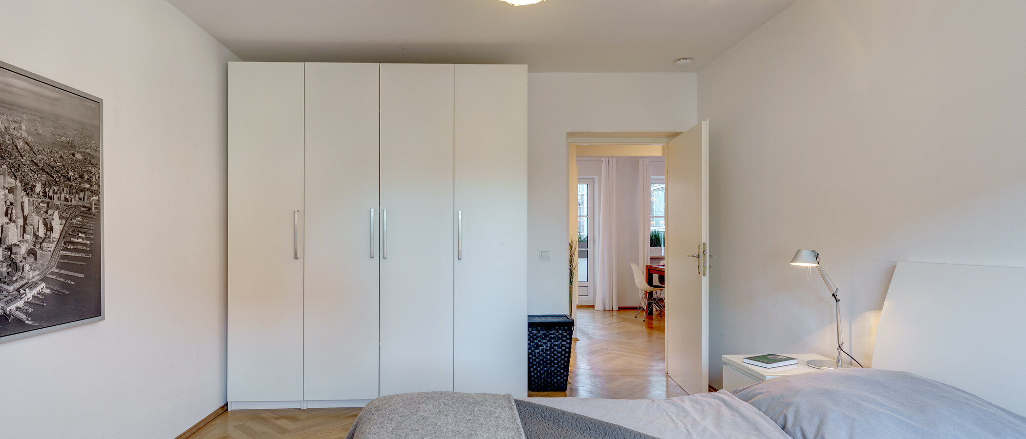 квартира München Schwabing-West (rund um den Bonner Platz) 02 спальная комната 6724