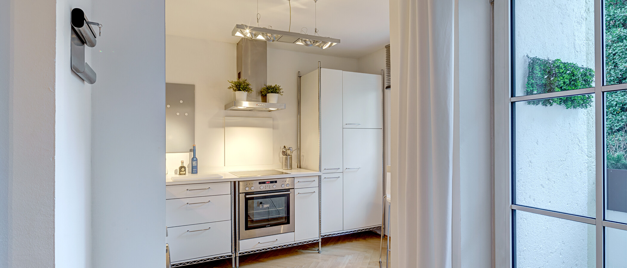 квартира München Schwabing-West (rund um den Bonner Platz) 03 обеденная зона 6724
