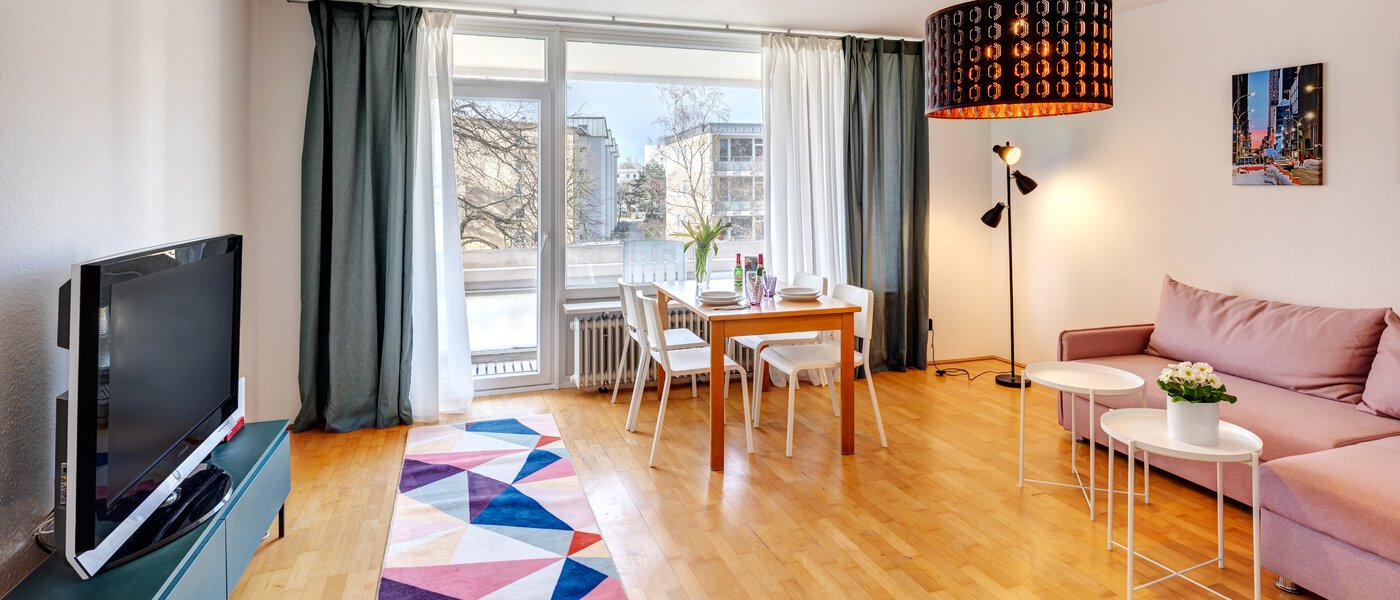 квартира München Oberföhring 02 гостиная 6739