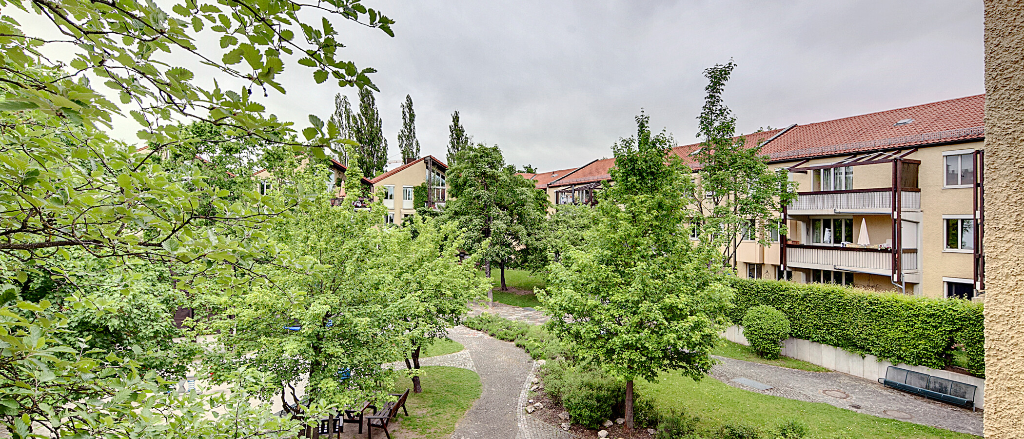 квартира München Bogenhausen 03 вид из окна 6872