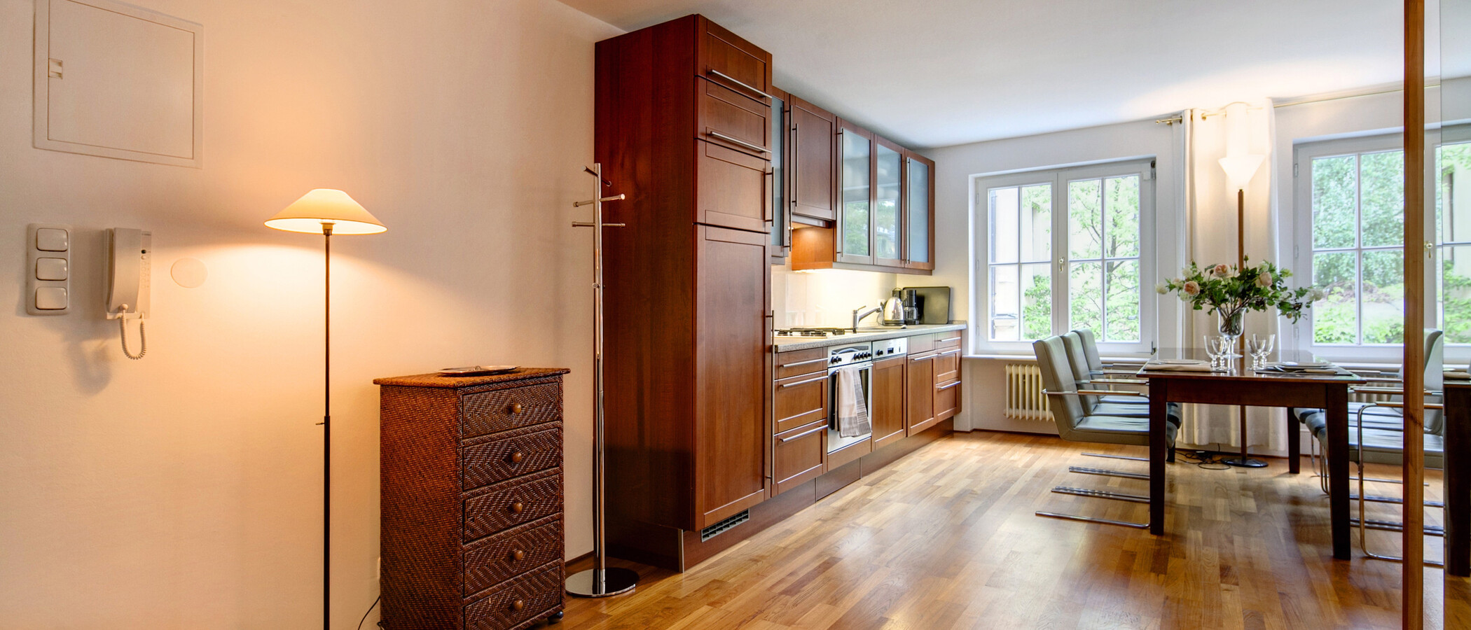 двухэтажная квартира München Schwabing (rechts der Leopoldstraße) 03 кухня 6884