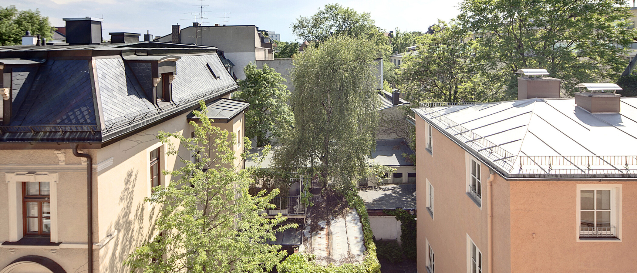 двухэтажная квартира München Schwabing (rechts der Leopoldstraße) 01 вид из окна 6884