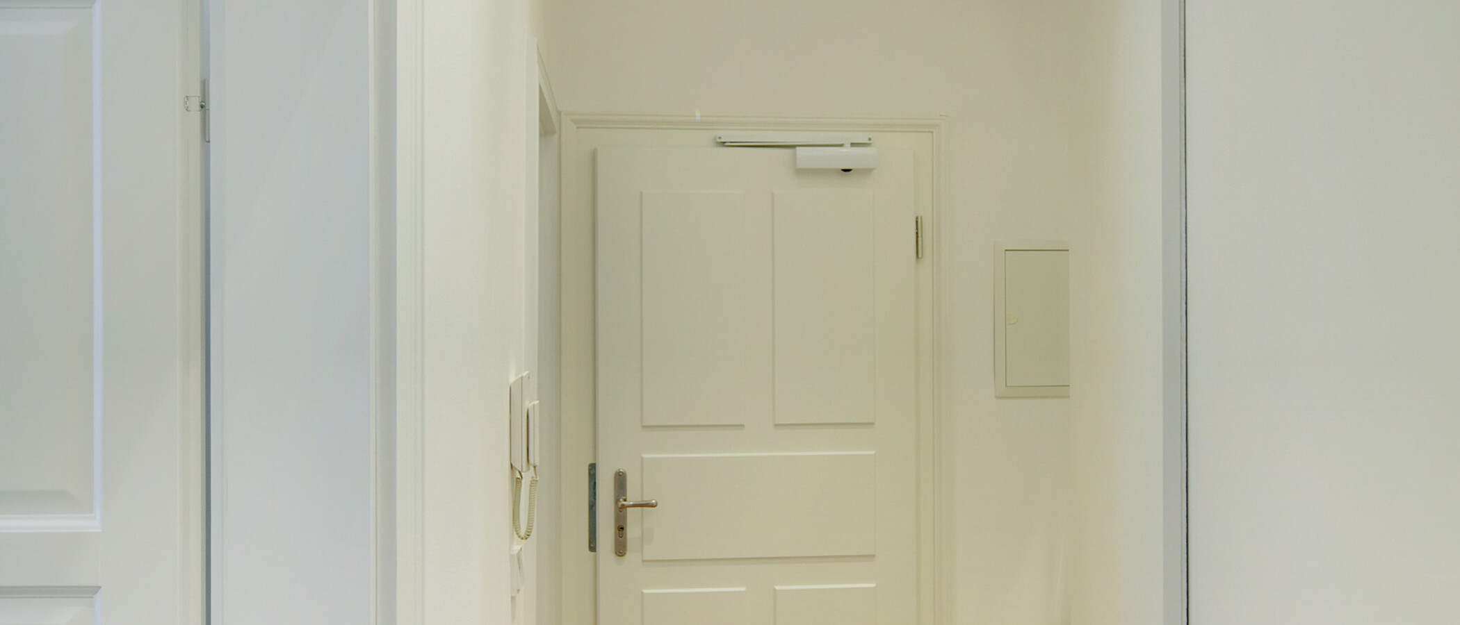 квартира München Schwabing-Nord (zw. Belgrad- & Leopoldstraße) 01 коридор 6907