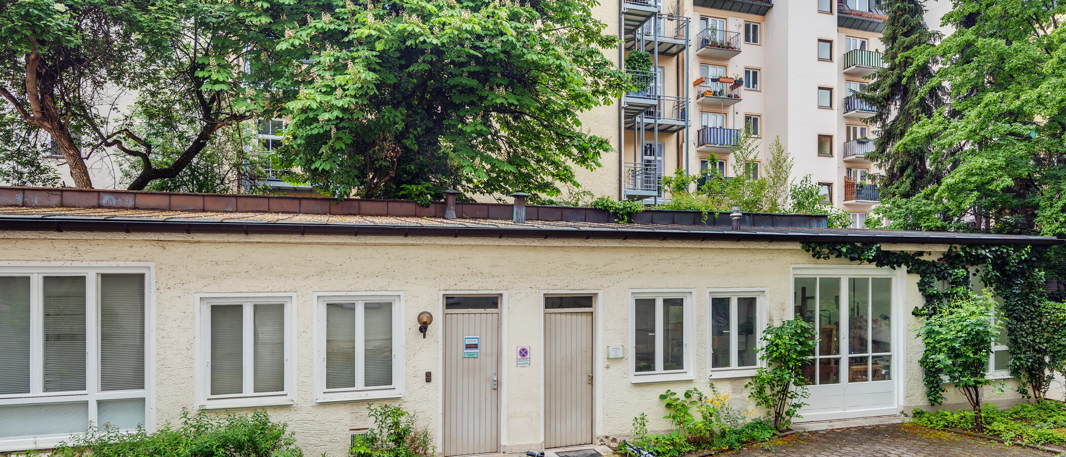 квартира München Schwabing-West (rund um den Hohenzollernplatz) 01 вид из окна 6915