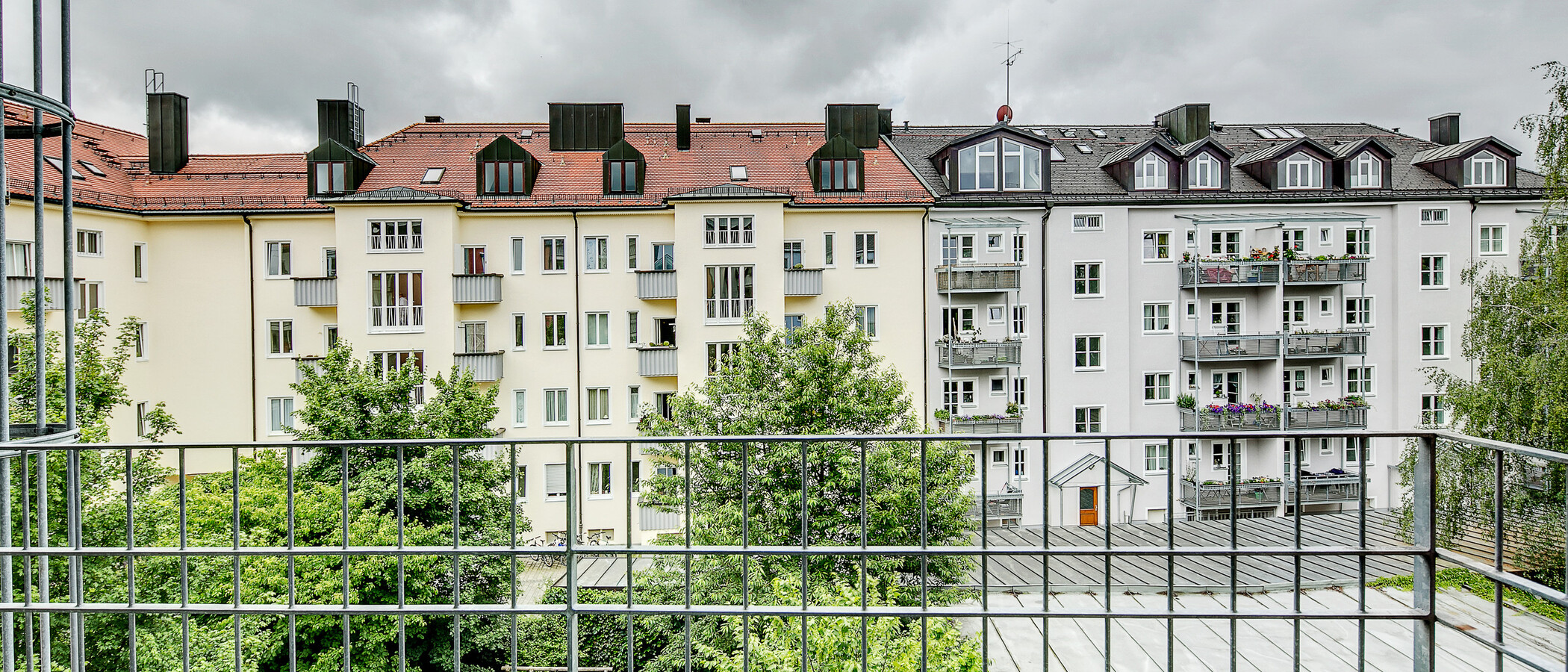 квартира München Schwabing-Nord (zw. Belgrad- & Leopoldstraße) 01 вид из окна 6928