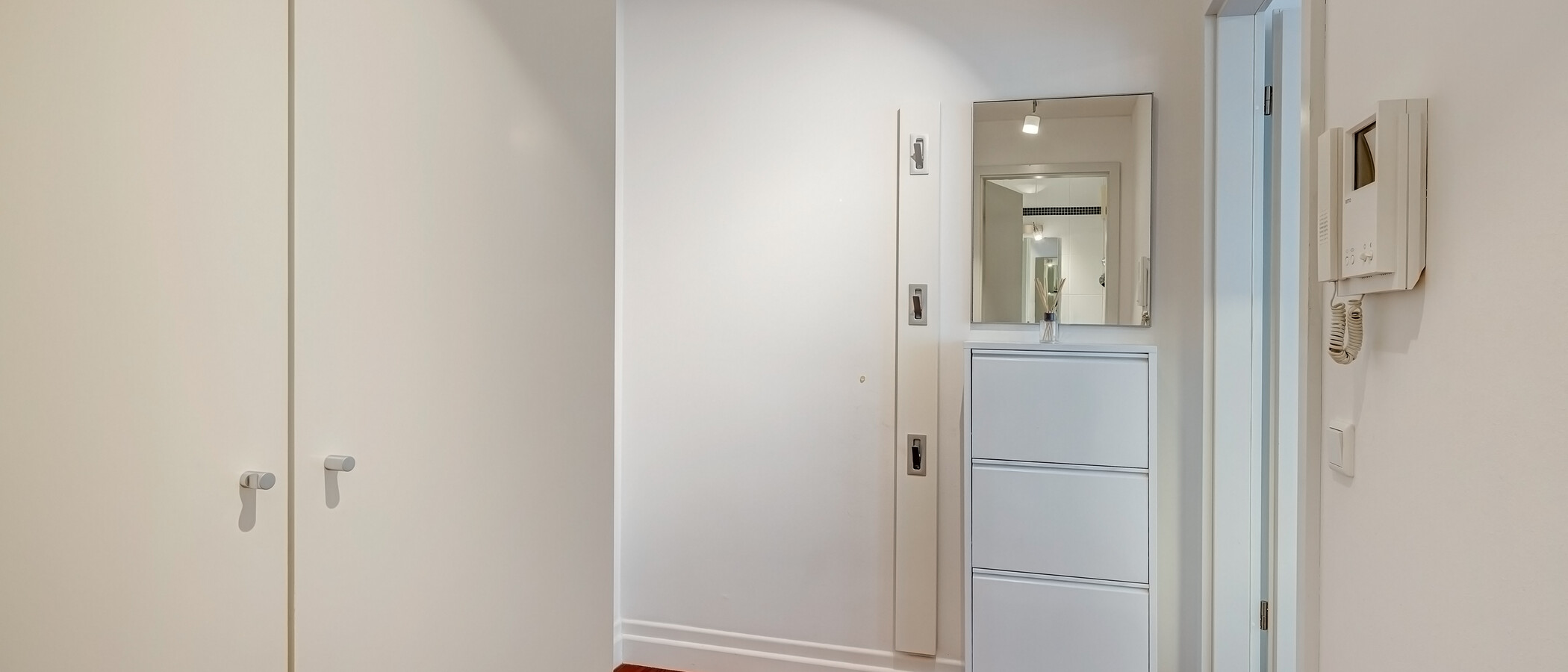 квартира München Haidhausen 01 коридор 6959