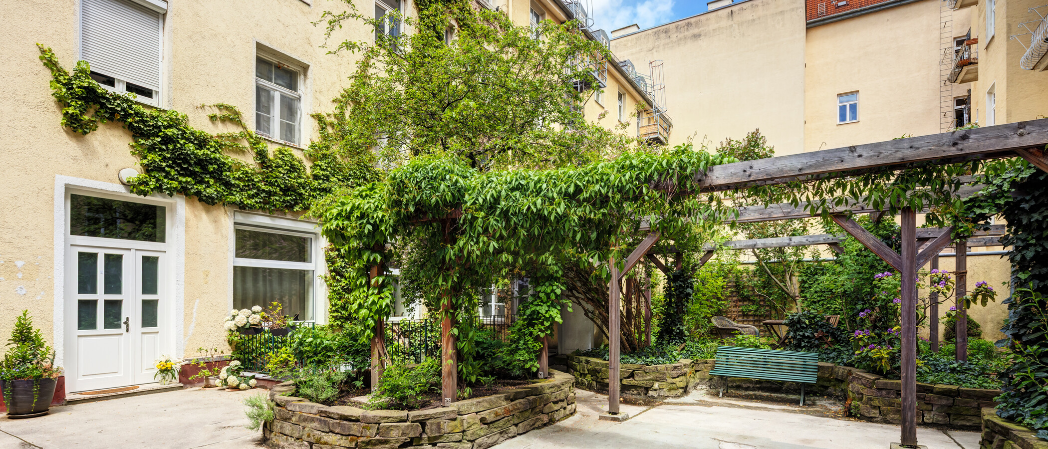 квартира München Haidhausen 02 внутренний двор  6981