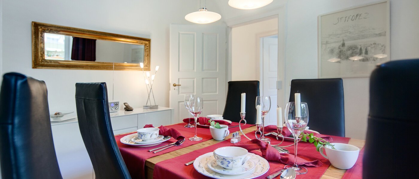 квартира München Glockenbachviertel 04 столовая 6991