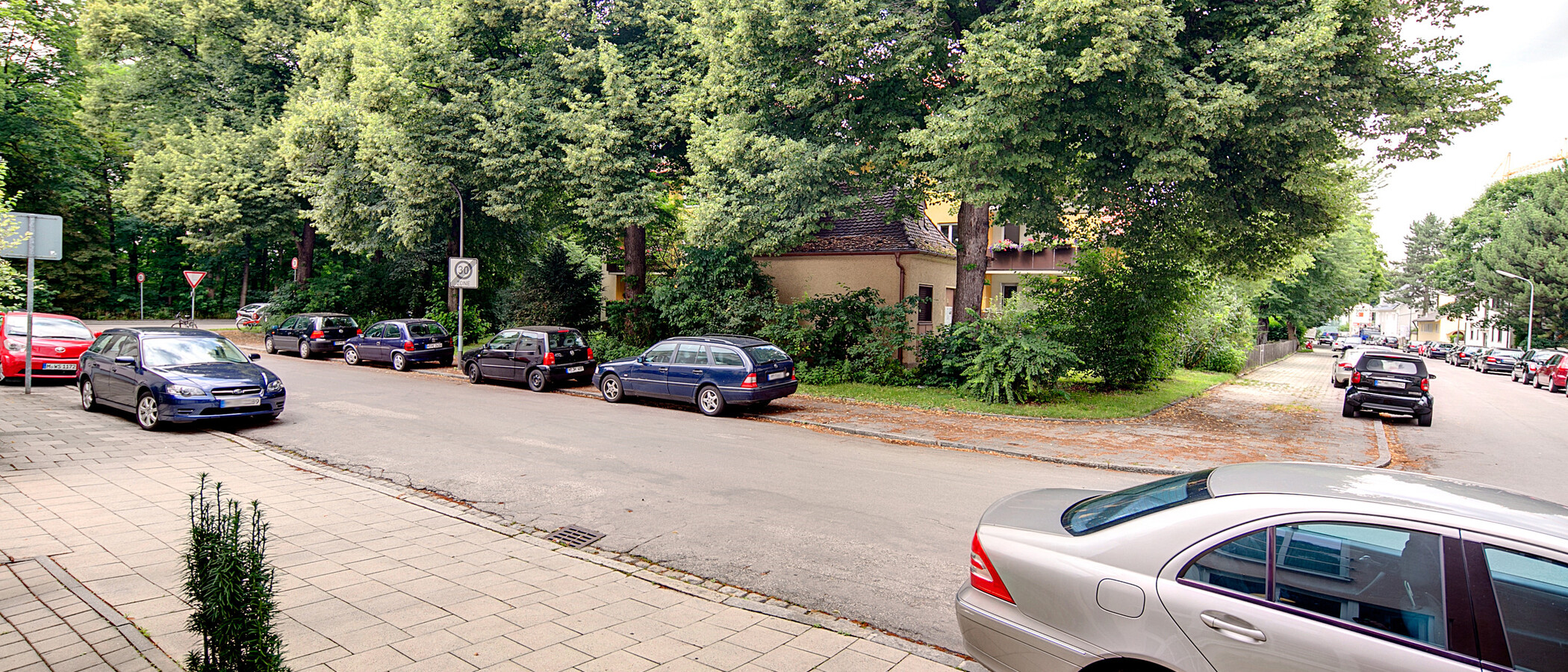 квартира München Bogenhausen 01 вид из окна 7001