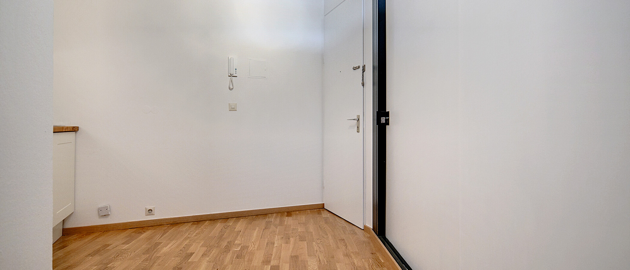 квартира München Schwabing 01 коридор 7069