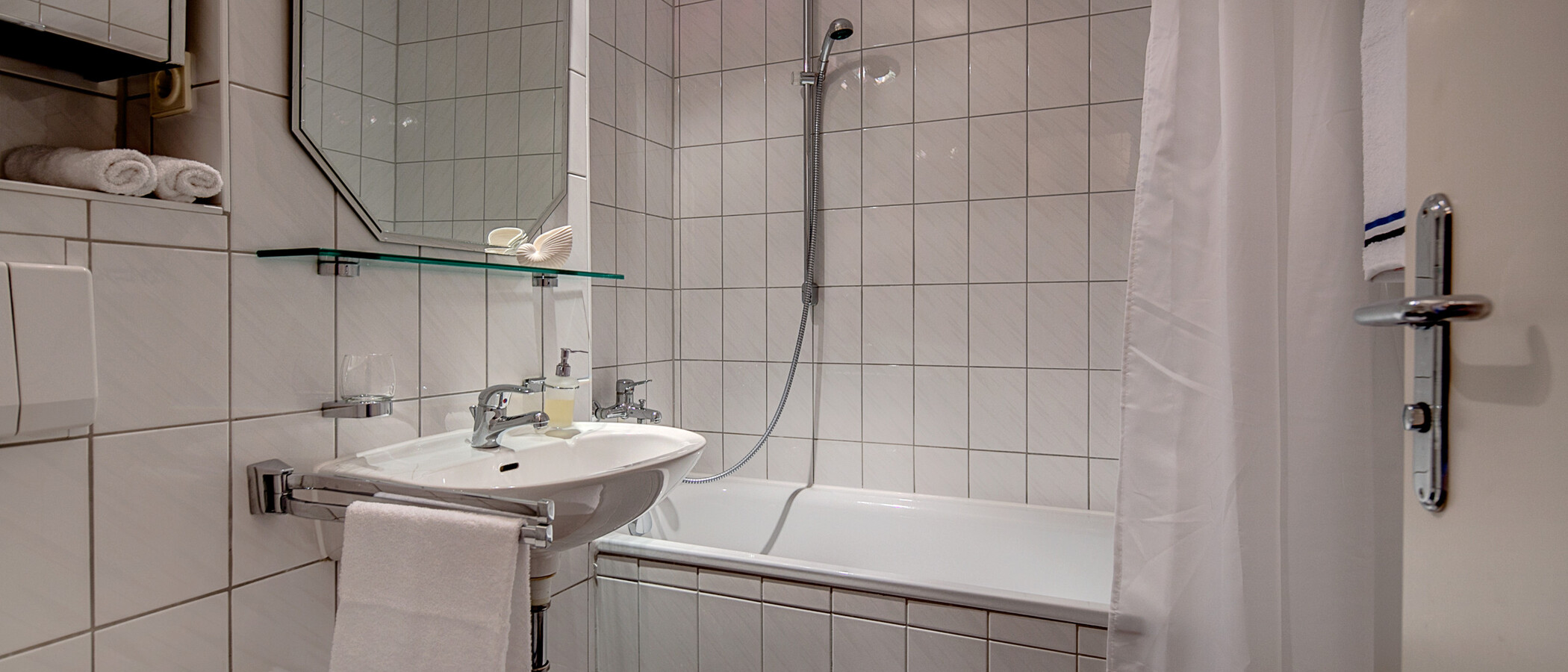 квартира München Ludwigsvorstadt 02 ванная комната 7070