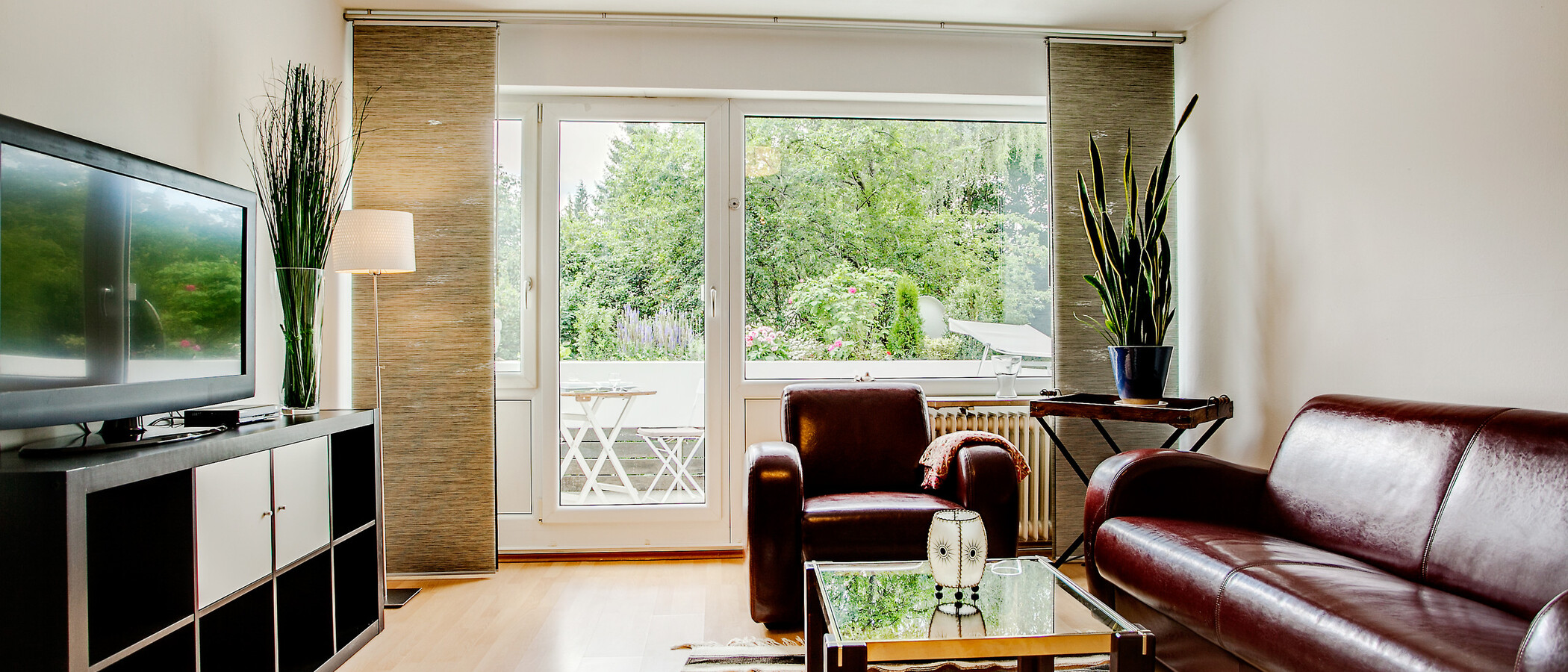 квартира München Arabellapark 04 гостиная 7076