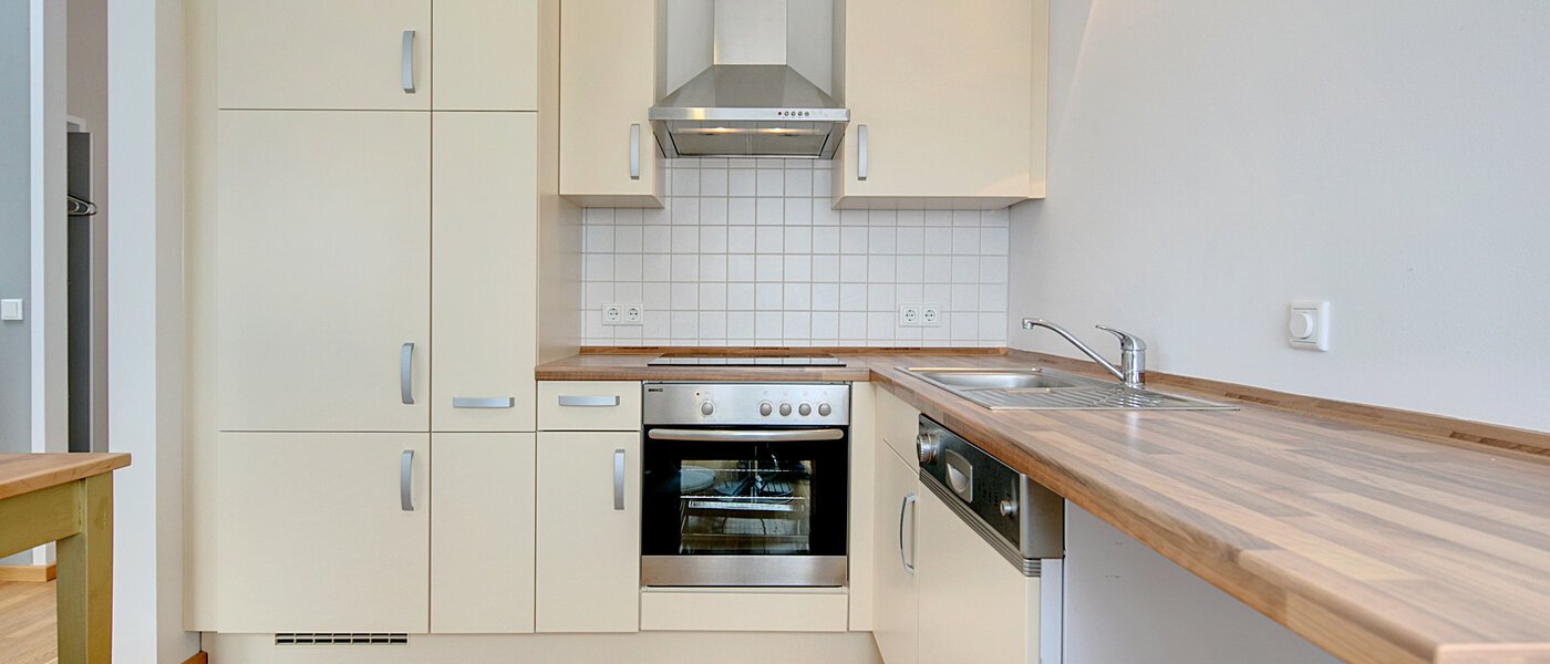 мансардная квартира München Neuhausen 01 кухня 7084