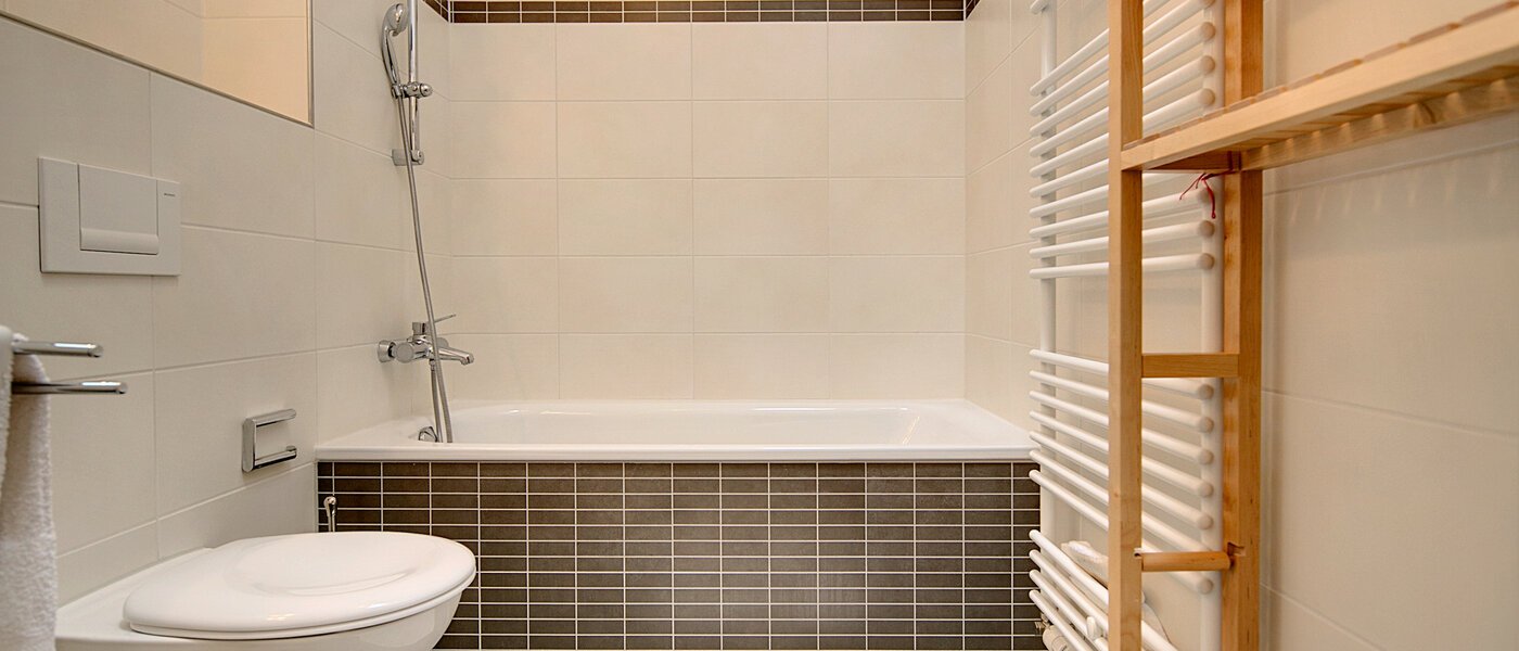 мансардная квартира München Neuhausen 01 ванная комната 7084