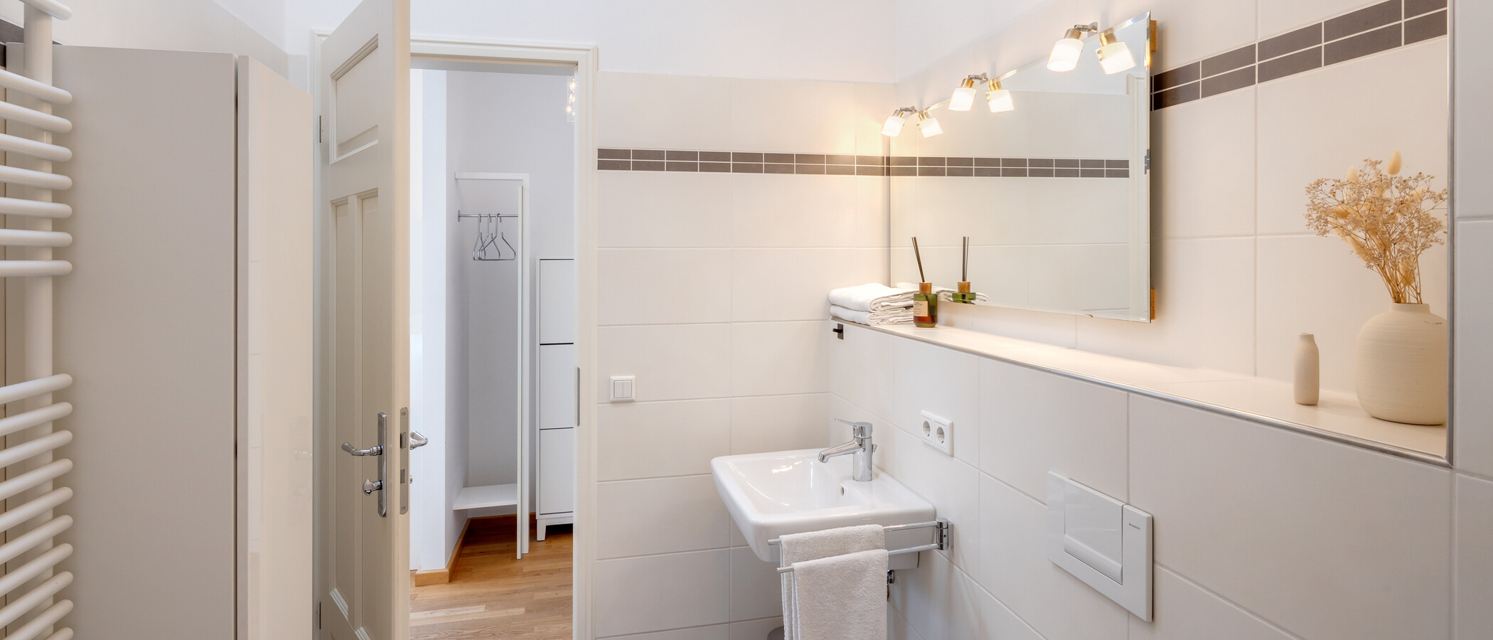 мансардная квартира München Neuhausen 03 ванная комната 7084