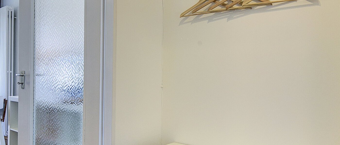 квартира München Schwabing-West (rund um den Hohenzollernplatz) 01 коридор 711