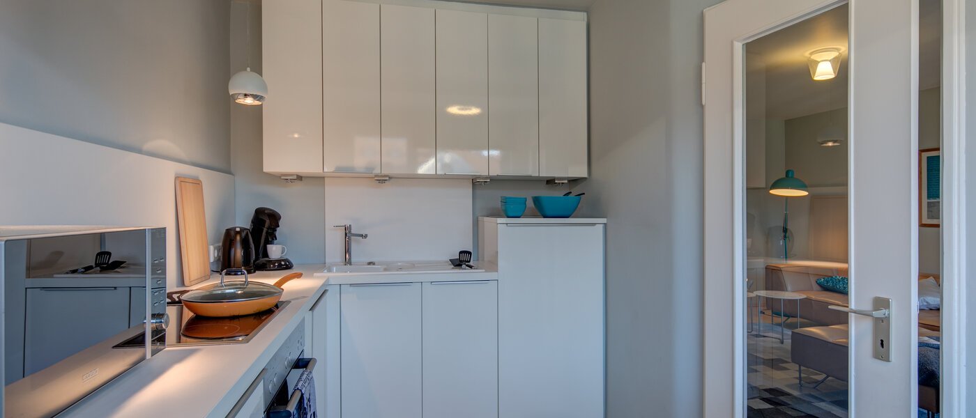 квартира München Gärtnerplatzviertel 04 кухня 7140