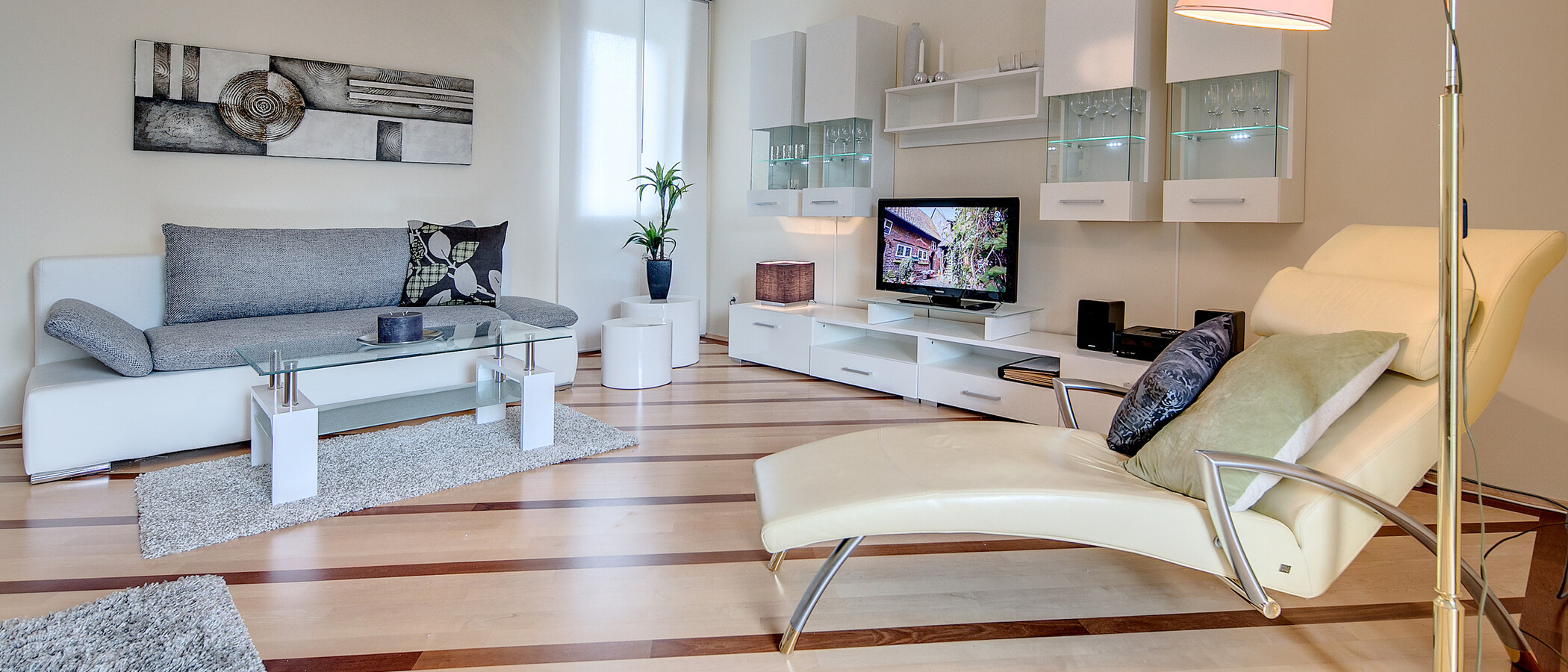 квартира München Arabellapark 02 гостиная 7141