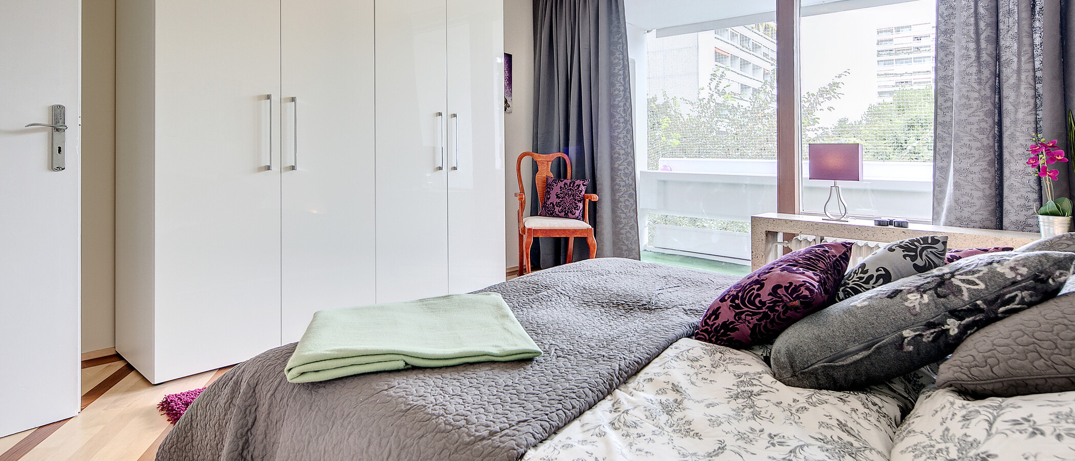 квартира München Arabellapark 02 спальная 7141
