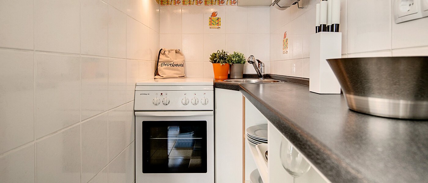 квартира München Neuhausen 01 кухня 7179