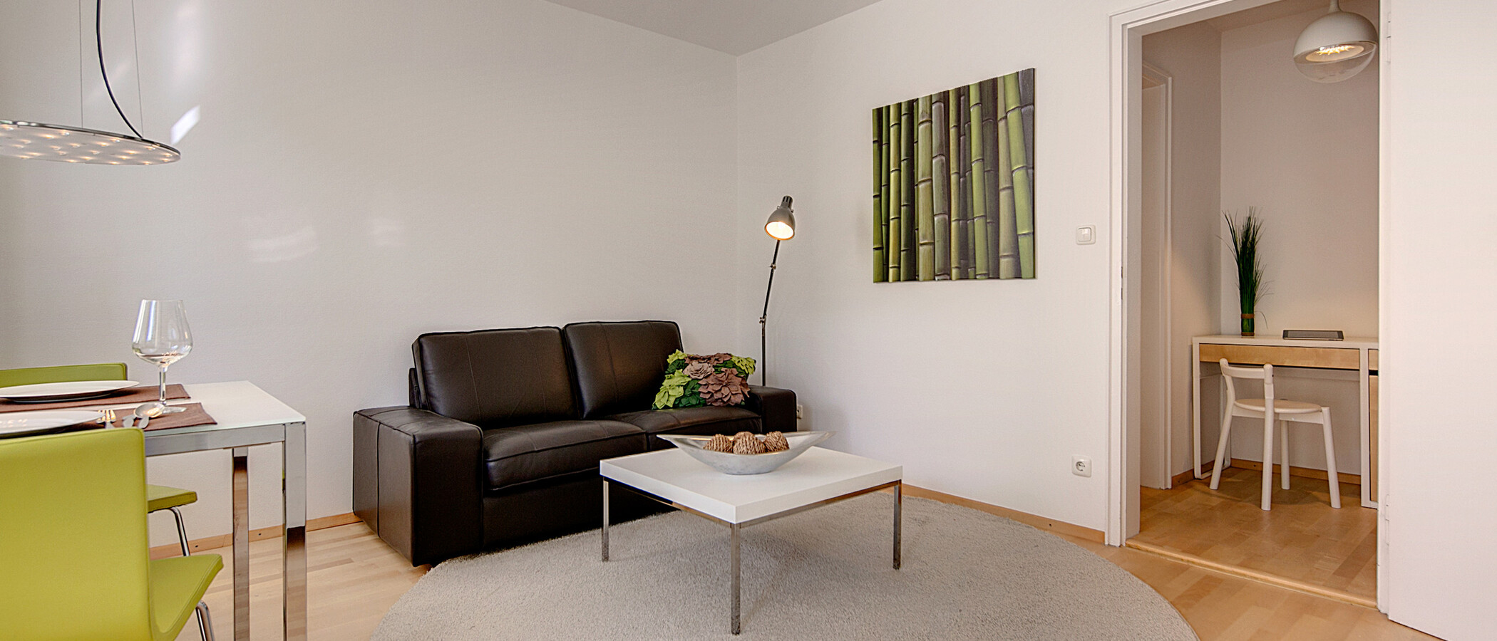 квартира München Obergiesing 04 гостиная 7213