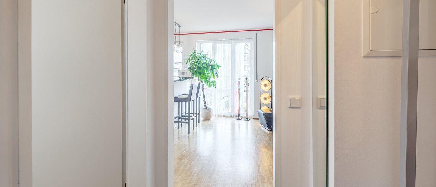 мансардная квартира München Schwabing-West 03 коридор 7226