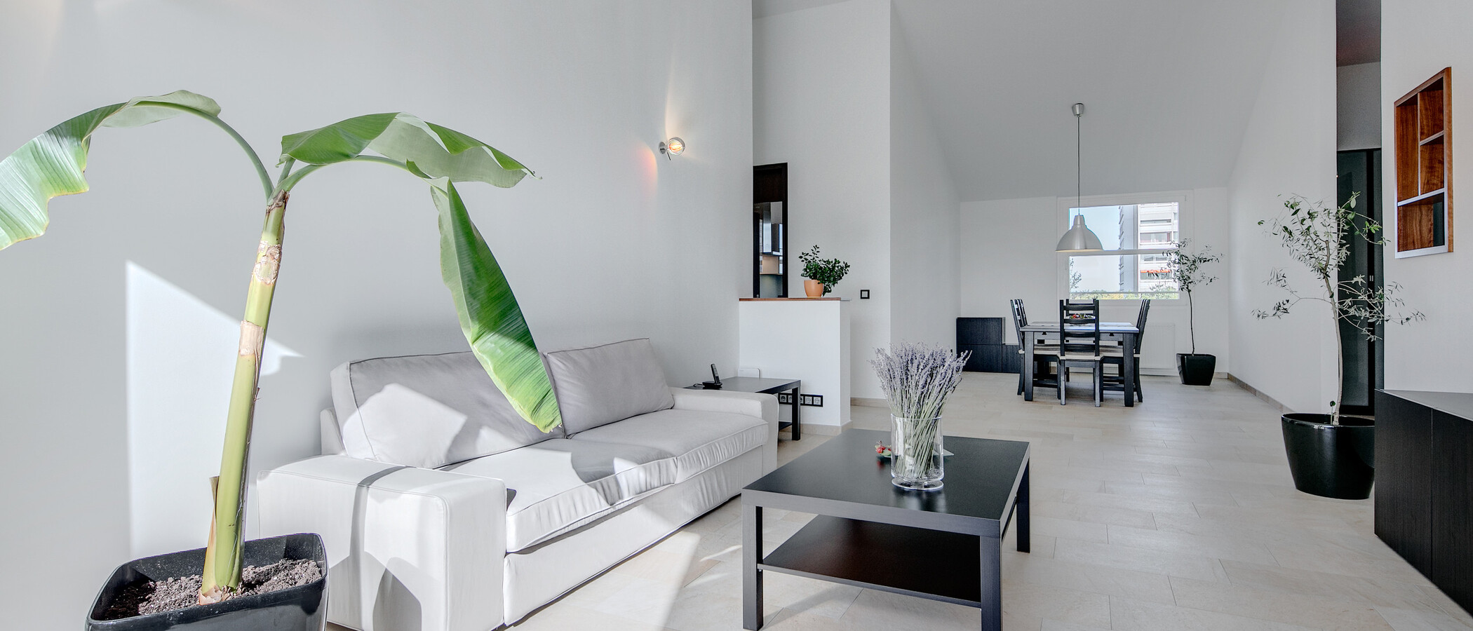 мансардная квартира München Arabellapark 04 гостиная 7279