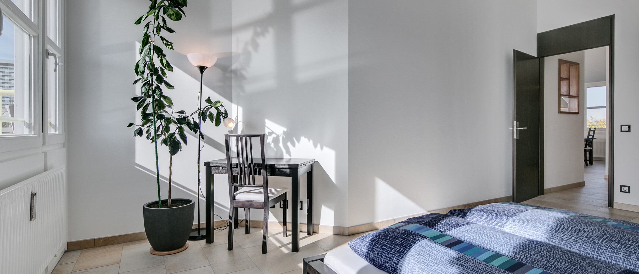 мансардная квартира München Arabellapark 03 спальная 7279