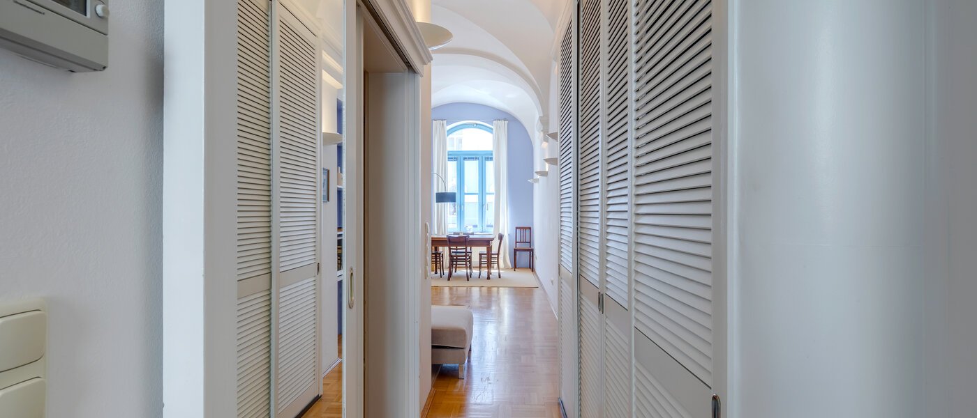 квартира München Schwabing-West 01 коридор 7299