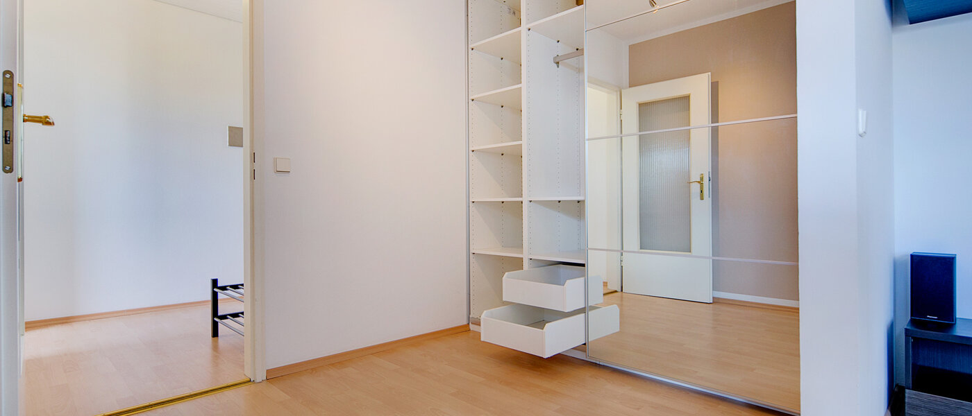 квартира München Neuperlach 06 гостиная 7310