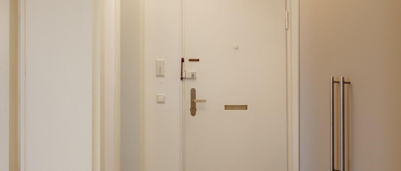 квартира München Au 01 коридор 7380