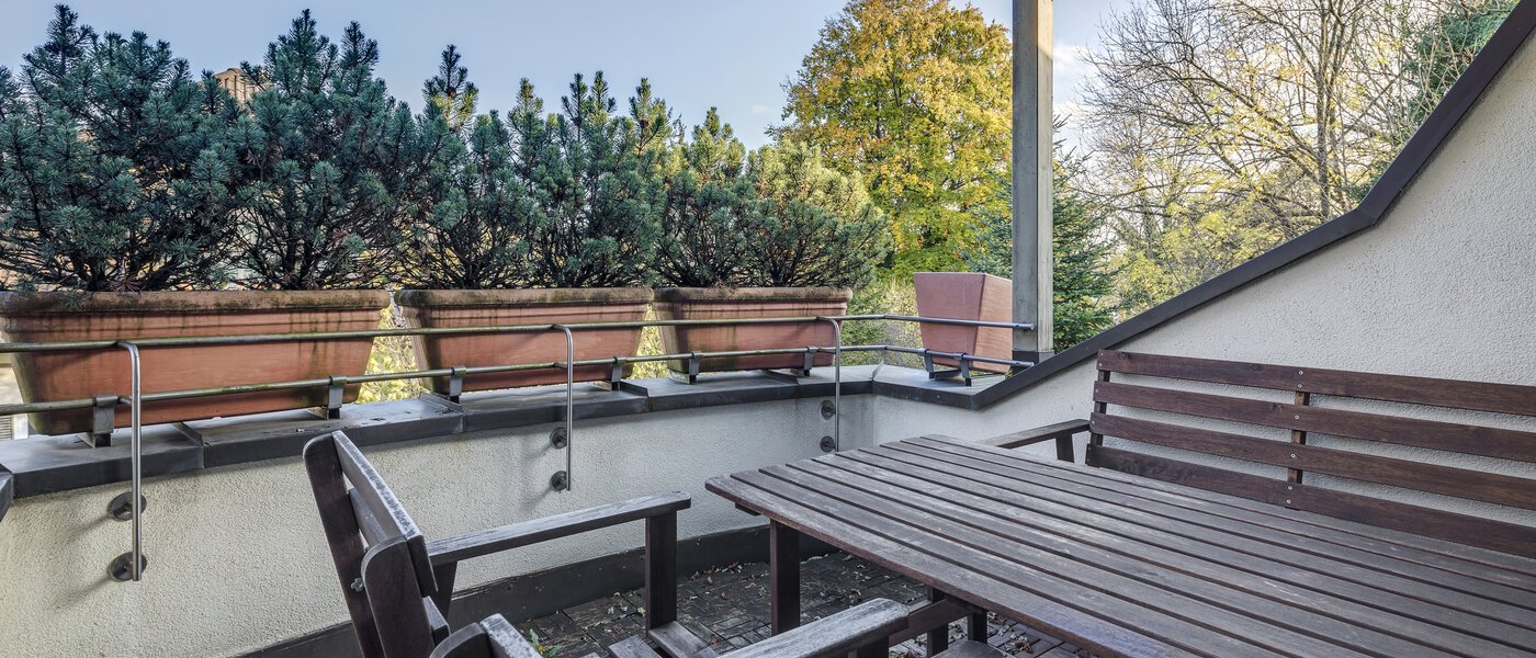 двухэтажная квартира München Fasanerie 01 терраса 7475