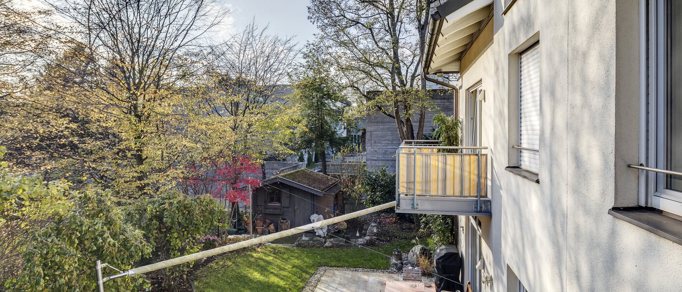 двухэтажная квартира München Fasanerie 02 вид из окна 7475