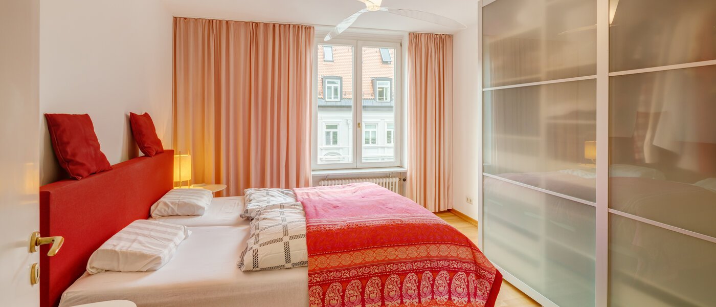 квартира München Haidhausen 01 спальная комната 7485