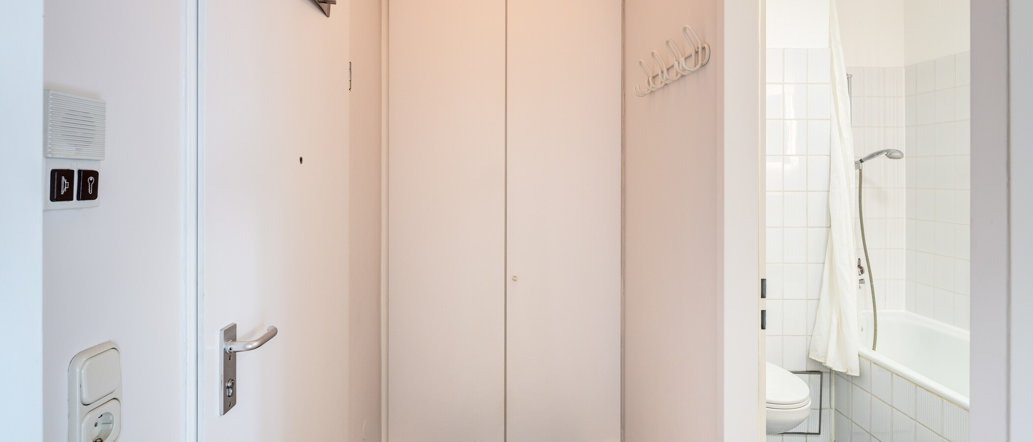 квартира München Maxvorstadt 01 коридор 7492