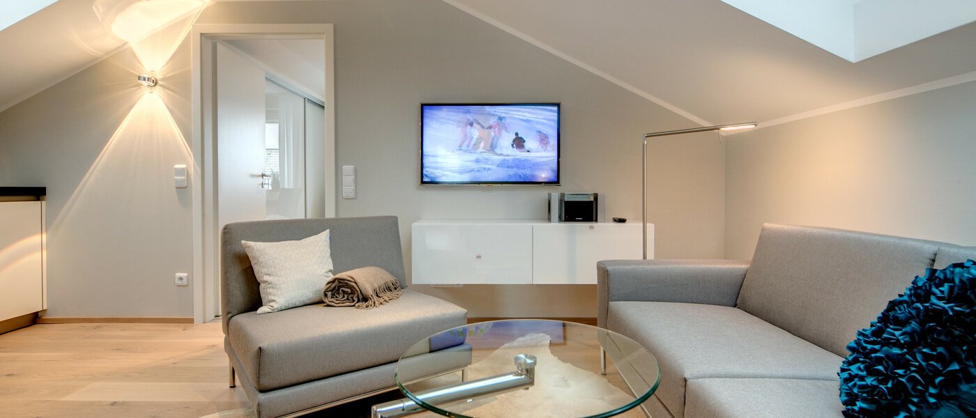 мансардная квартира München Trudering 04 гостиная 7503