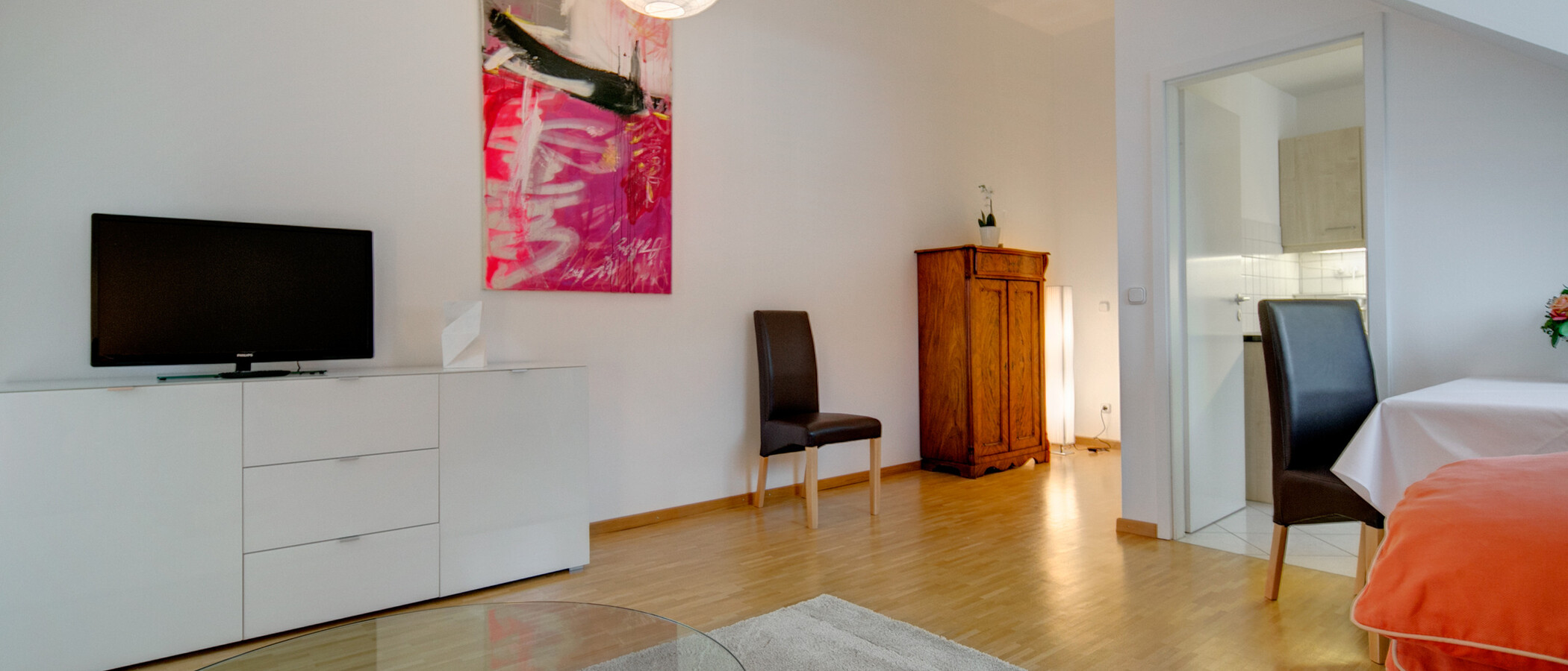 квартира München Berg am Laim 03 гостиная 7511