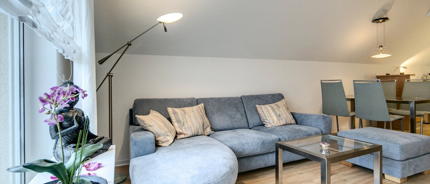 квартира München Maxvorstadt - Universitätsviertel 02 гостиная 7512