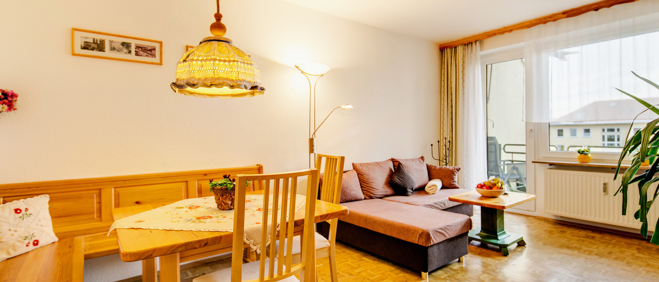 квартира München Schwabing-West (rund um den Bonner Platz) 06 гостиная 7519