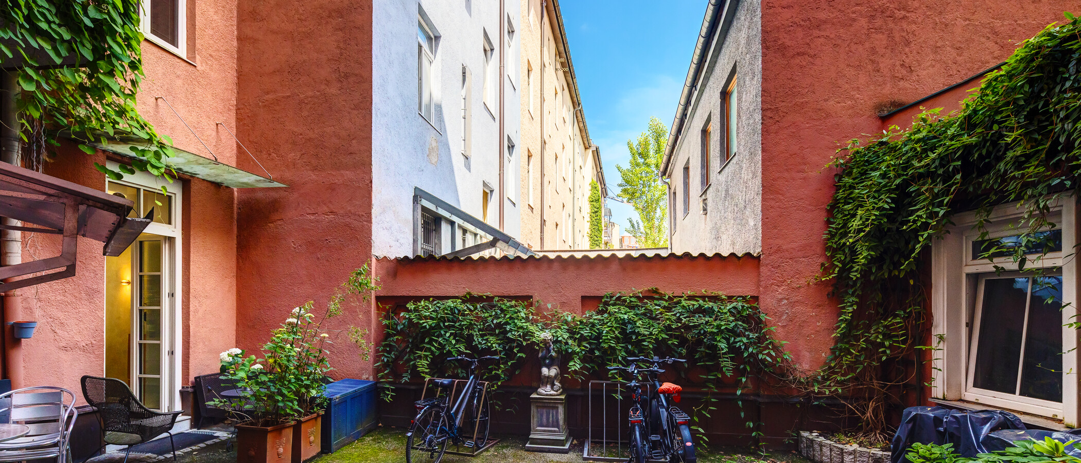 квартира München Gärtnerplatzviertel 01 вид из окна 7556