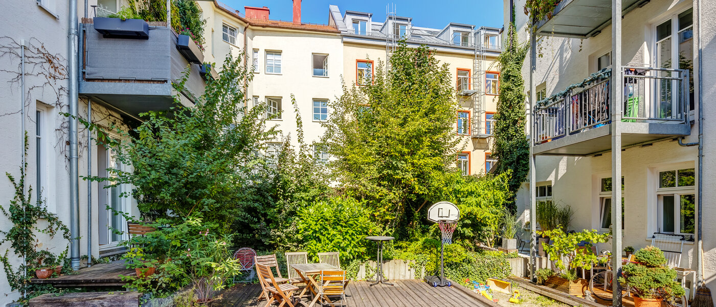 квартира München Haidhausen 01 внутренний двор  7586