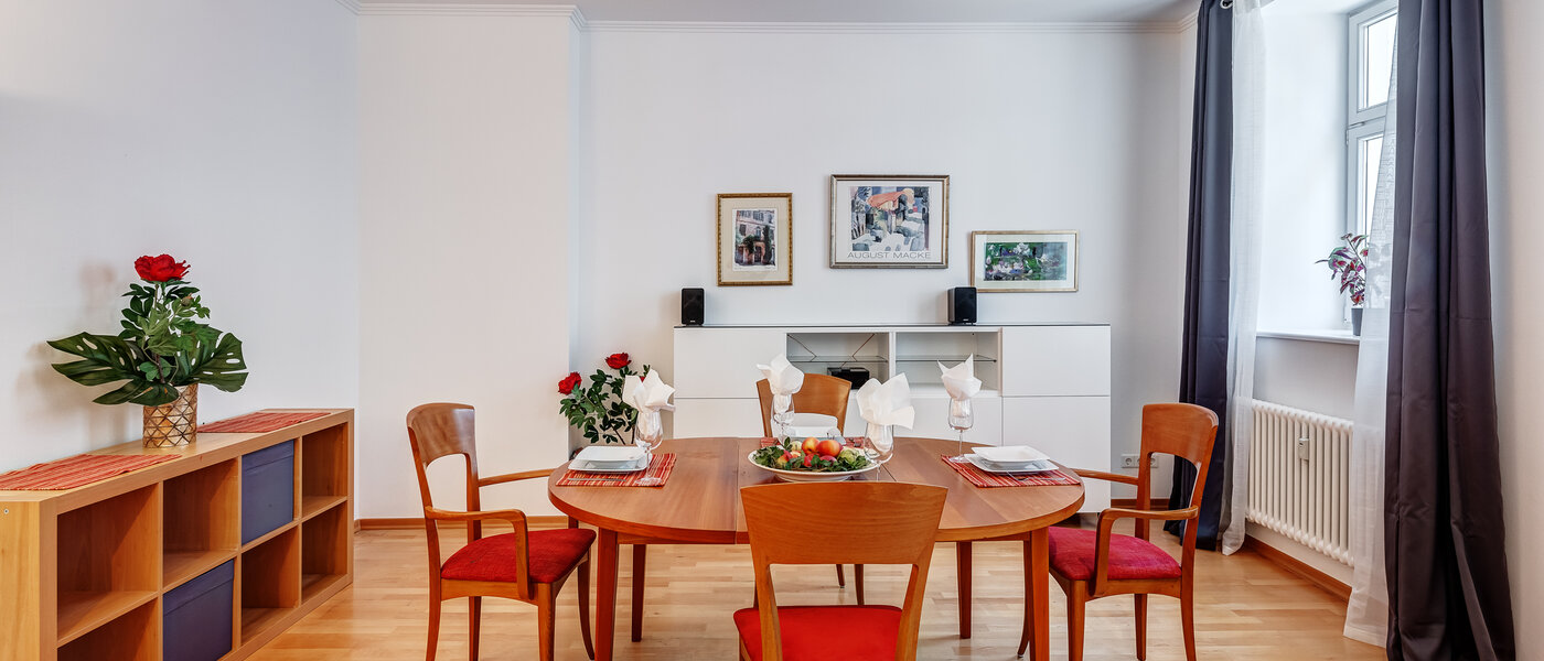 квартира München Haidhausen 01 обеденная зона 7586