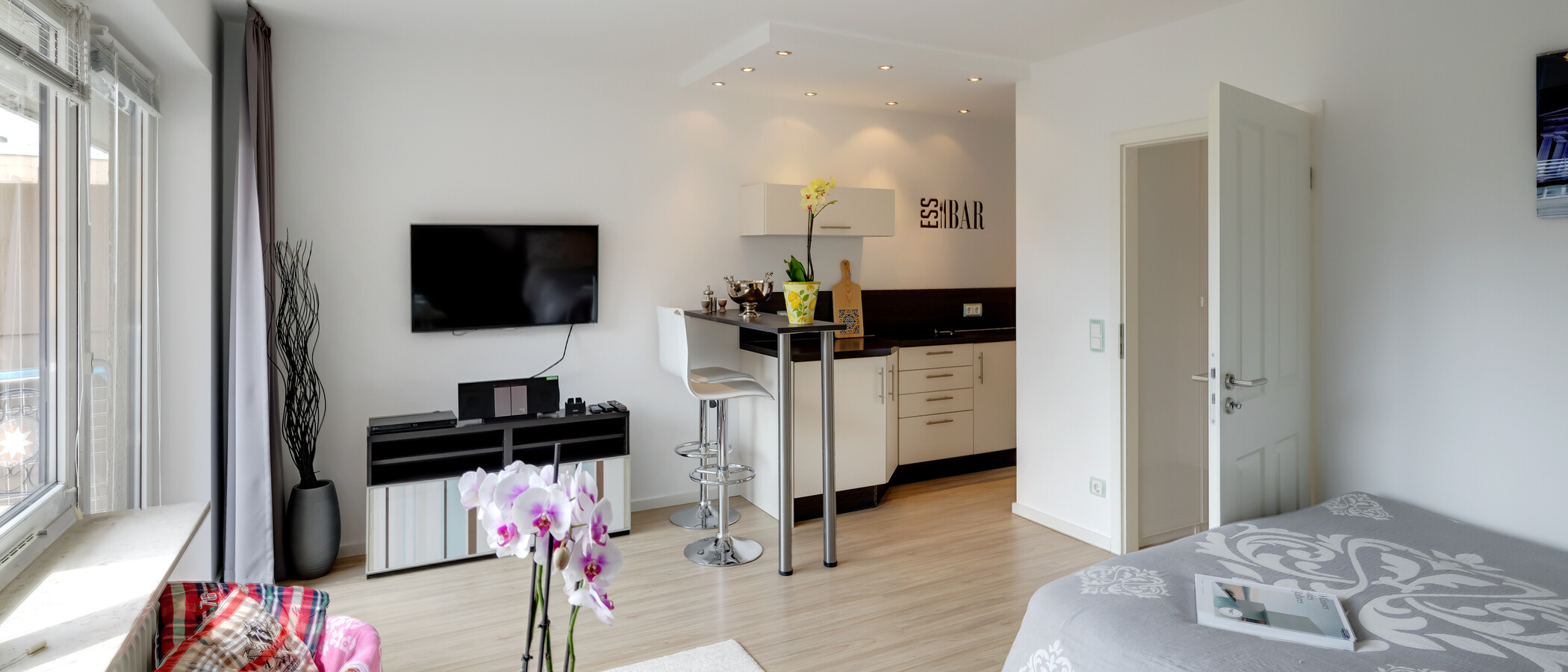 квартира München Neuhausen 02 жилое пространство 7597