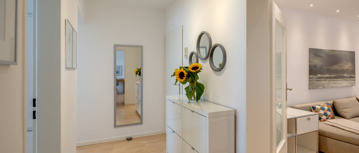 квартира München Bogenhausen 01 коридор 7629