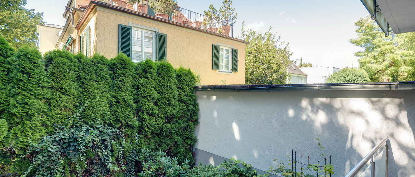 квартира München Bogenhausen 02 вид из окна 7629