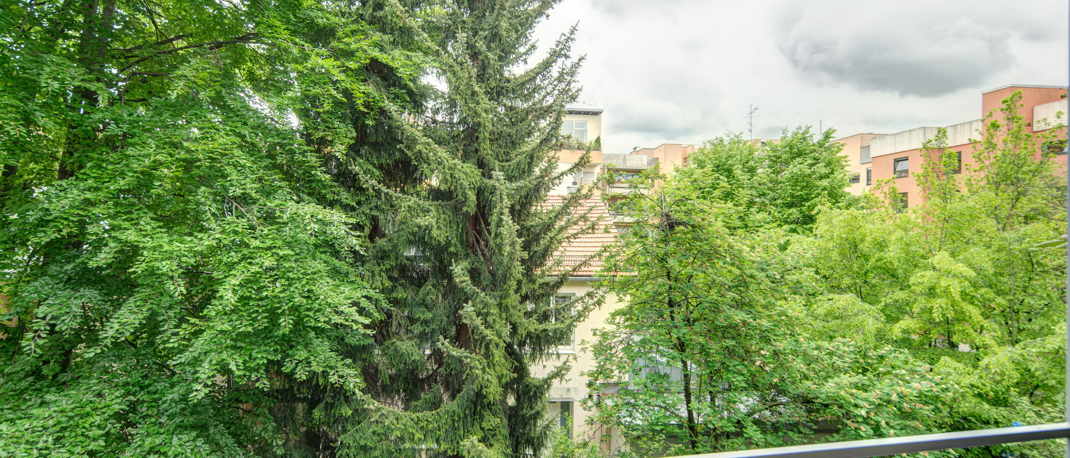 квартира München Schwabing-West (rund um den Hohenzollernplatz) 01 вид из окна 764