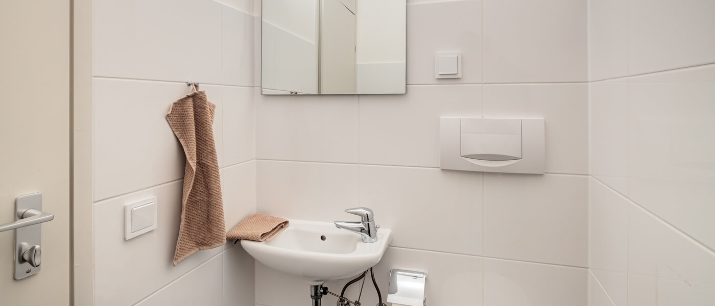 квартира München Schwabing-Nord (zw. Leopoldstraße & Englischen Garten) 02 гостевой туалет 7670