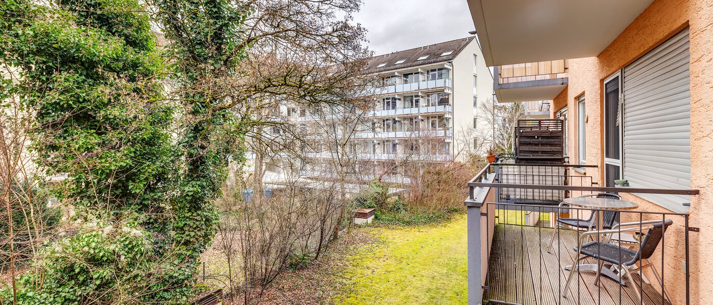 квартира München Schwabing-West (rund um den Hohenzollernplatz) 02 вид из окна 7675