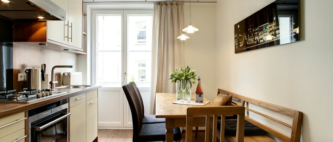 квартира München Lehel 01 кухня 7684